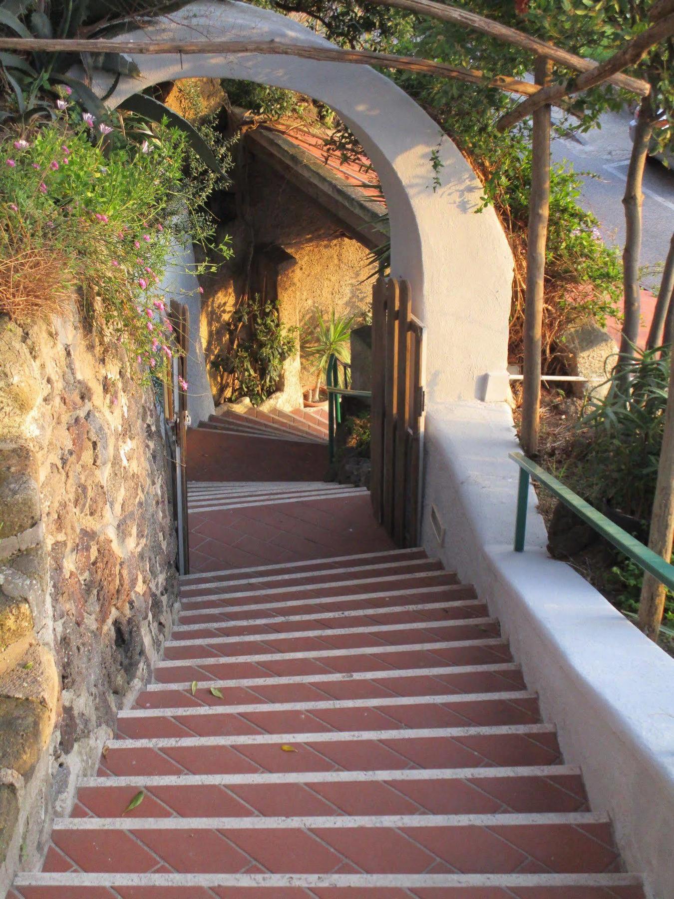 Hotel Villa Al Mare Barano dʼIschia Exterior foto